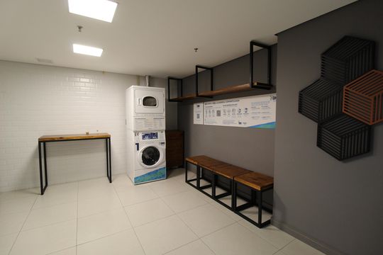 Área Comum - Lavanderia de apartamento para alugar com 1 quarto, 26m² em Indianópolis, São Paulo