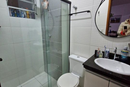 Banheiro de apartamento à venda com 2 quartos, 40m² em Vila Esperança, São Paulo