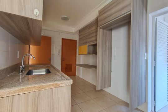 Cozinha de apartamento para alugar com 4 quartos, 108m² em Subsetor Sul - 7 (S-7), Ribeirão Preto