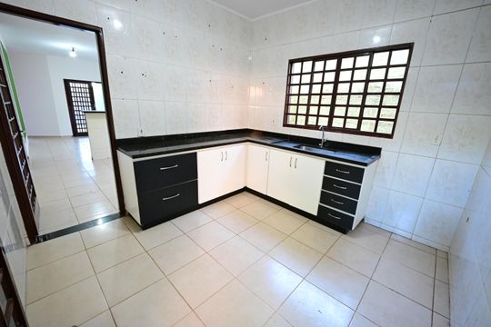 Casa à venda com 3 quartos, 150m² em Jardim Eli Forte, Goiânia