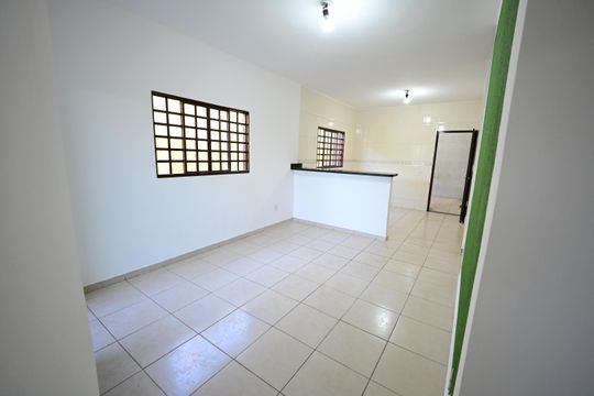 Casa à venda com 3 quartos, 150m² em Jardim Eli Forte, Goiânia