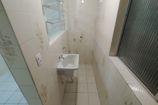 Área de serviço de apartamento para alugar com 2 quartos, 52m² em Jardim Cidade de Florianopolis, São José