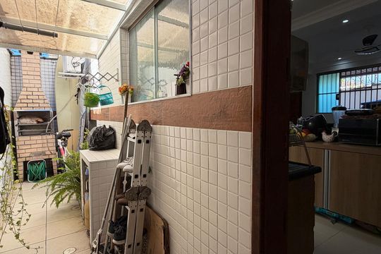 Área de Serviço de casa de condomínio para alugar com 3 quartos, 110m² em Macuco, Santos