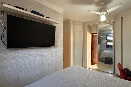 Suíte de casa de condomínio para alugar com 3 quartos, 110m² em Macuco, Santos