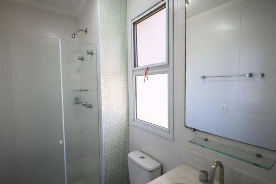 Banheiro da Suíte 1 de apartamento à venda com 3 quartos, 87m² em Vila Campesina, Osasco