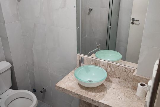 Banheiro de apartamento à venda com 1 quarto, 47m² em Tucuruvi, São Paulo