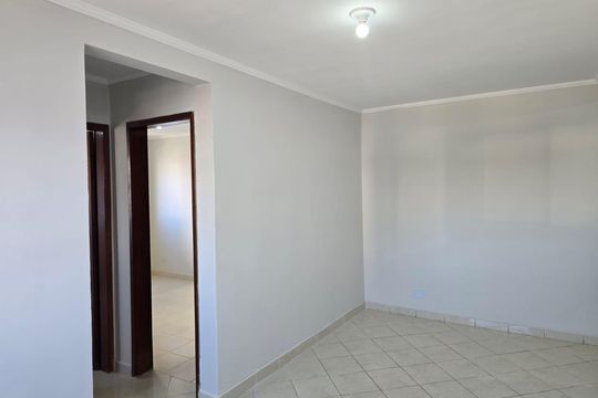 Sala  de apartamento para alugar com 2 quartos, 48m² em Vila Galvão, Guarulhos