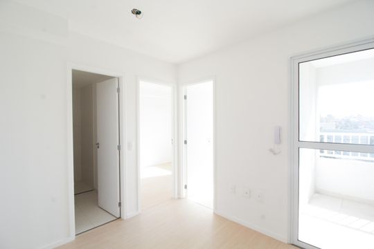Sala e Cozinha de apartamento à venda com 2 quartos, 29m² em Jardim Jaragua (sao Domingos), São Paulo