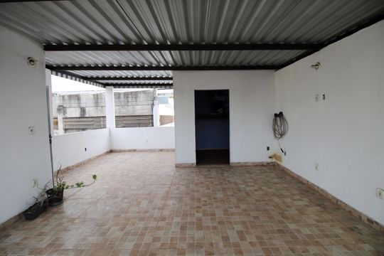 Terraço de casa à venda com 3 quartos, 120m² em Irajá, Rio de Janeiro