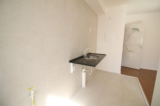 Cozinha de apartamento para alugar com 2 quartos, 50m² em Barra Olímpica, Rio de Janeiro