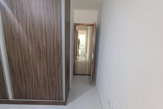 Corredor de casa à venda com 2 quartos, 100m² em Jardim Utinga, Santo André