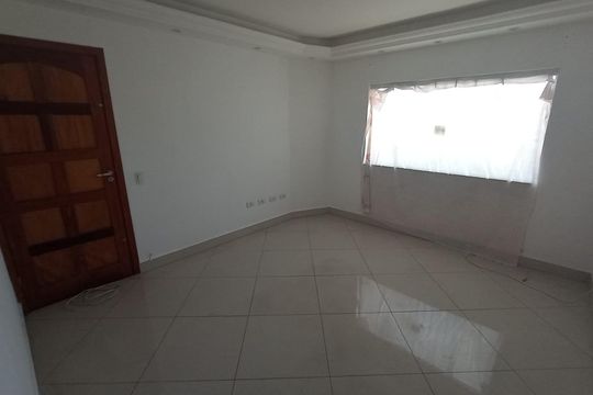 Casa à venda com 2 quartos, 100m² em Jardim Utinga, Santo André