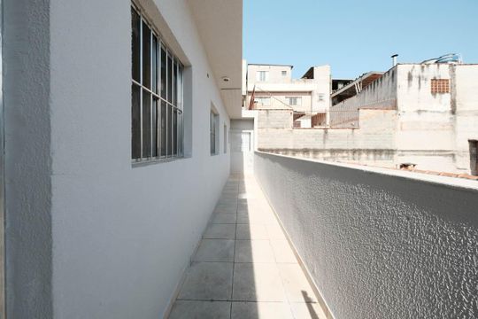 Área externa de casa para alugar com 1 quarto, 58m² em Parque Cisper, São Paulo