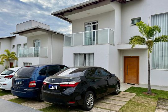 Garagem de casa de condomínio para alugar com 3 quartos, 180m² em Estância do Hibisco, Contagem