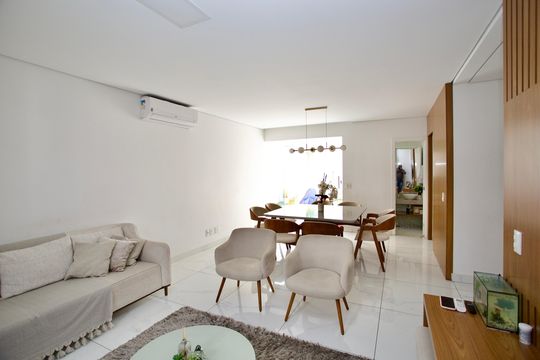 Sala de casa de condomínio para alugar com 3 quartos, 180m² em Estância do Hibisco, Contagem
