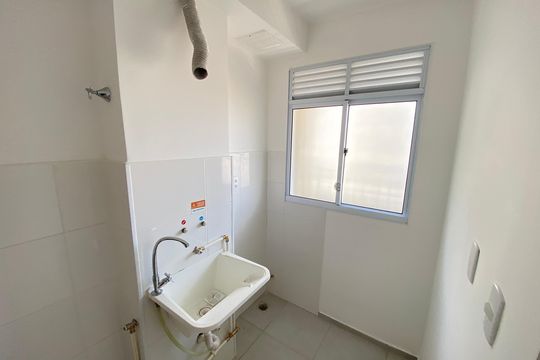 Apartamento para alugar com 2 quartos, 44m² em Del Castilho, Rio de Janeiro