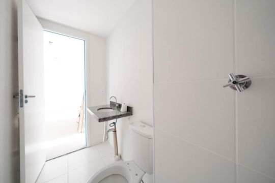 Banheiro de apartamento à venda com 2 quartos, 36m² em Vila Ré, São Paulo