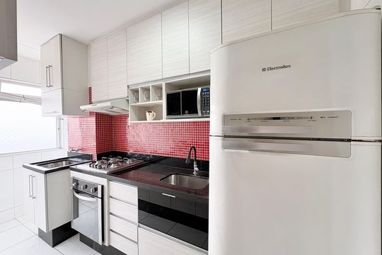 Cozinha de apartamento para alugar com 2 quartos, 44m² em Vila Cruz das Almas, São Paulo