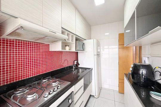 Cozinha de apartamento para alugar com 2 quartos, 44m² em Vila Cruz das Almas, São Paulo