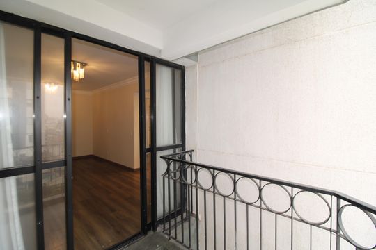 Sala - Varanda de apartamento para alugar com 2 quartos, 86m² em Parque Peruche, São Paulo