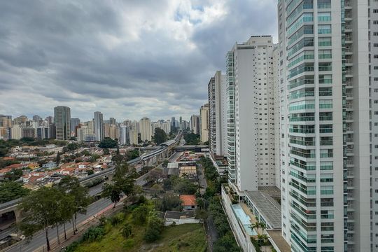 Vista da Suíte de apartamento para alugar com 2 quartos, 72m² em Campo Belo, São Paulo