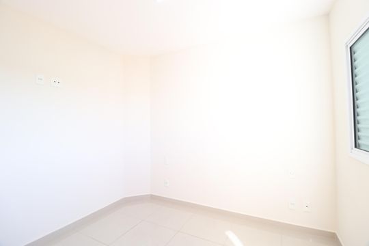 Apartamento para alugar com 2 quartos, 55m² em Santa Mônica, Uberlândia