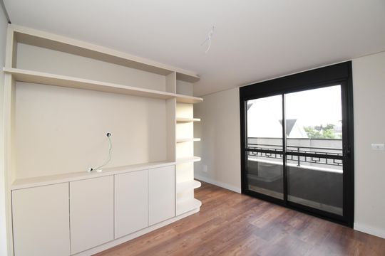 Suíte de casa de condomínio para alugar com 3 quartos, 180m² em Bacacheri, Curitiba