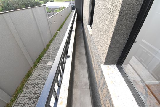 Sacada da Suíte de casa de condomínio para alugar com 3 quartos, 180m² em Bacacheri, Curitiba