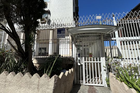 Fachada  de apartamento para alugar com 2 quartos, 55m² em Madureira, Rio de Janeiro