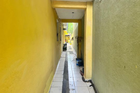 Casa à venda com 5 quartos, 250m² em Vila Antonieta, São Paulo