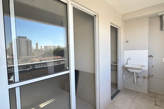 Varanda  de apartamento à venda com 2 quartos, 46m² em Mooca, São Paulo