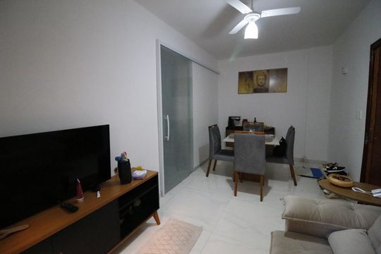 Sala de apartamento para alugar com 1 quarto, 50m² em Pechincha, Rio de Janeiro