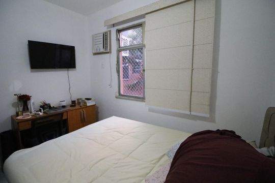 Quarto 1 de apartamento para alugar com 1 quarto, 50m² em Pechincha, Rio de Janeiro