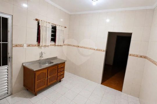 Casa à venda com 3 quartos, 168m² em Casa Grande, Diadema