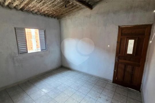 Casa à venda com 3 quartos, 168m² em Casa Grande, Diadema