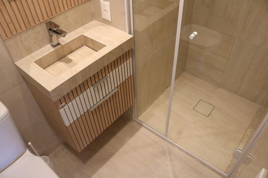 Banheiro de apartamento para alugar com 1 quarto, 30m² em Pompeia, São Paulo
