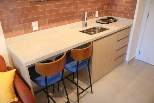 Cozinha de apartamento para alugar com 1 quarto, 30m² em Pompeia, São Paulo