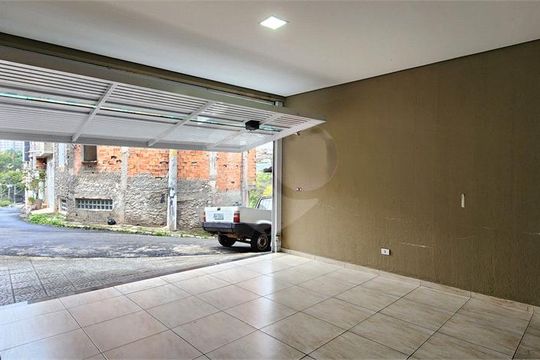 Casa à venda com 2 quartos, 220m² em Parque Imigrantes, Diadema