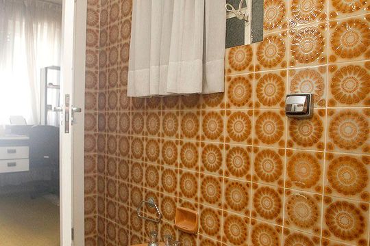 Banheiro 1 Quarto Suíte de apartamento para alugar com 3 quartos, 134m² em Independência, Porto Alegre