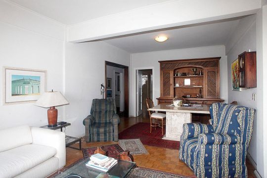 Sala de apartamento para alugar com 3 quartos, 134m² em Independência, Porto Alegre