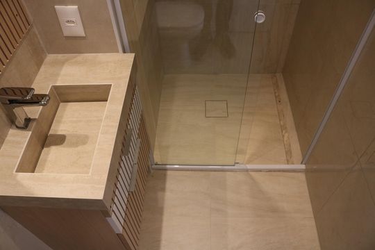 Banheiro da Suíte de apartamento para alugar com 1 quarto, 30m² em Pompeia, São Paulo