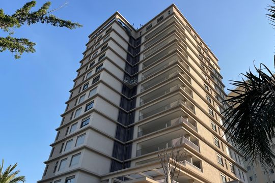 Fachada do Prédio de apartamento à venda com 3 quartos, 182m² em Alto de Pinheiros, São Paulo