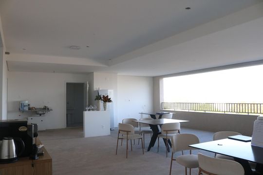 Sala de apartamento à venda com 3 quartos, 182m² em Alto de Pinheiros, São Paulo