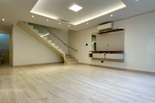 Casa à venda com 3 quartos, 180m² em Vila Clementino, São Paulo