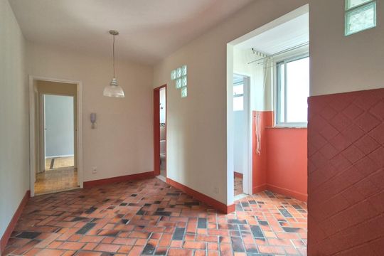 Corredor de apartamento para alugar com 3 quartos, 86m² em Cruzeiro, Belo Horizonte