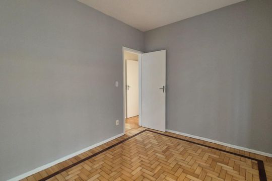 Quarto 2 de apartamento para alugar com 3 quartos, 86m² em Cruzeiro, Belo Horizonte
