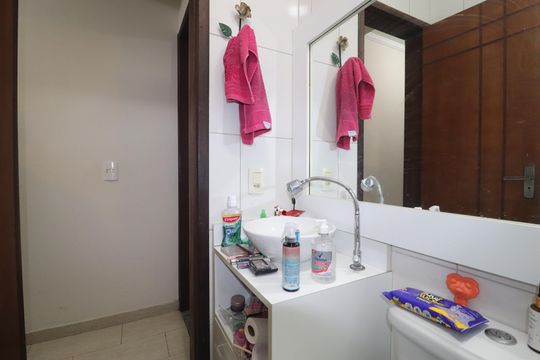 Banheiro 2 de casa à venda com 3 quartos, 148m² em Vila Santa Teresa, Santo André