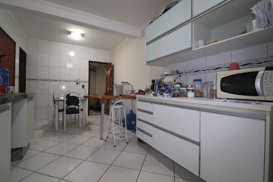 Cozinha de casa à venda com 3 quartos, 148m² em Vila Santa Teresa, Santo André