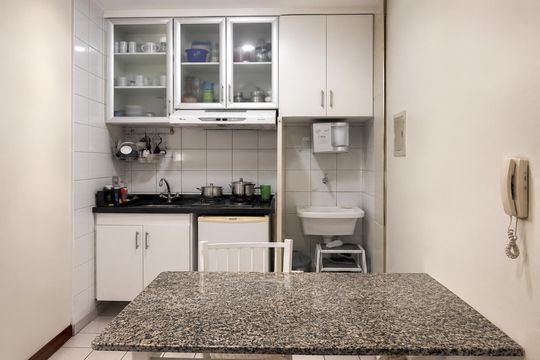 Cozinha de kitnet/studio à venda com 1 quarto, 27m² em SGAN 912, Brasília