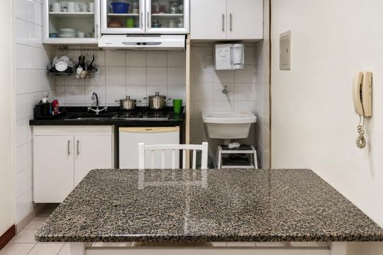 Cozinha de kitnet/studio à venda com 1 quarto, 27m² em SGAN 912, Brasília